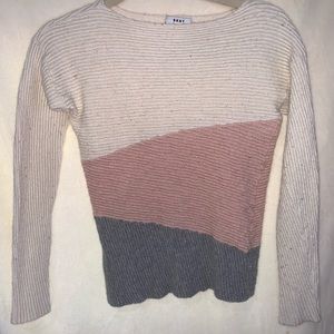 Lightweight cream pink and gray sweater